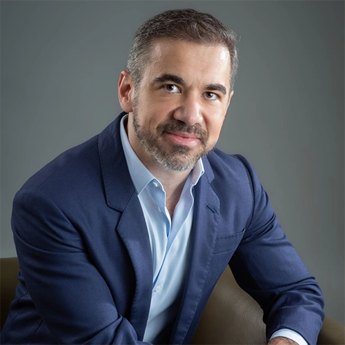 Dr. Milton Pereira Junior